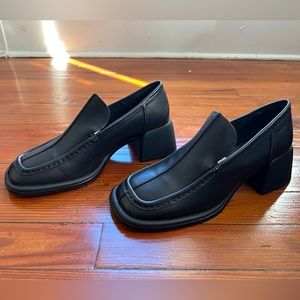 Vagabond Shoemakers Ansie Heeled Loafer Black Leather, Size 39/US Women’s 9